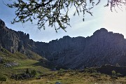 11 Dal Rif. Lecco vista sullo Zucco Pesciola e  Zuccone Campelli